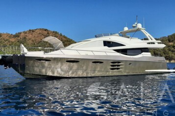 M/Y 00996