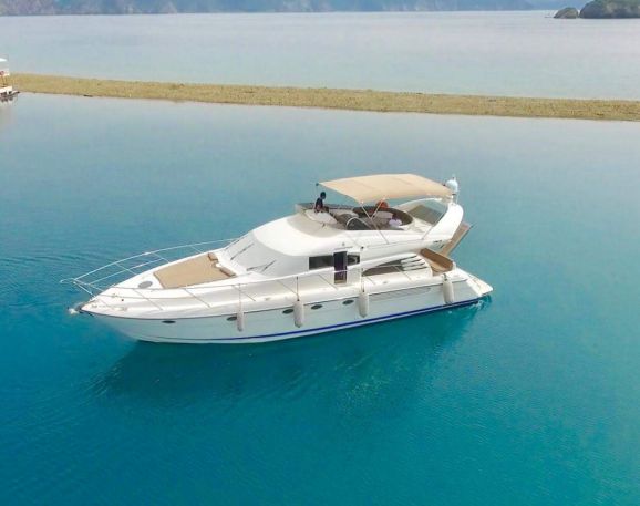 ALEX (Fairline Squadron 55)