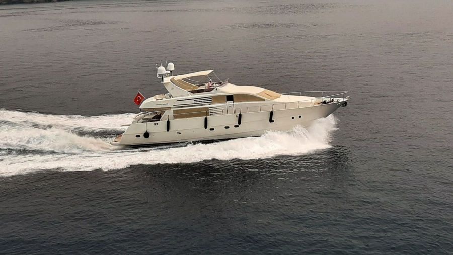 M/Y 00992