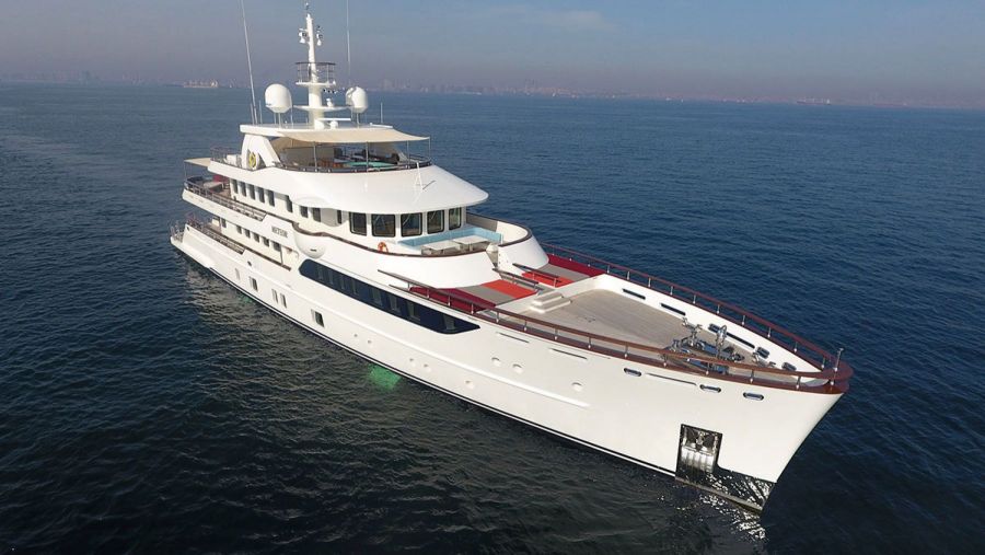 METEOR (Custom Mural Yachts 46M)